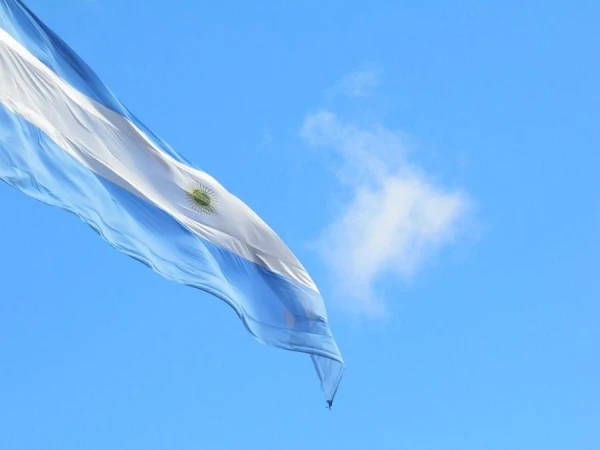 In Argentina, Free Oceanfront Housing is Offered: What You Need to Do - Inbox.eu thumbnail