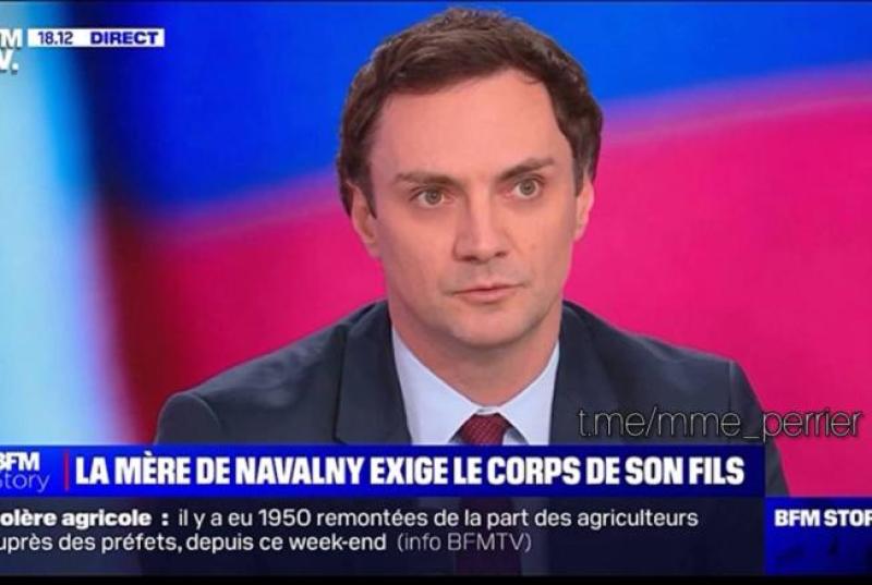 Жас ресейлік пикап суретшілерінің қатысуымен ресейлік онлайн порно қараңыз
