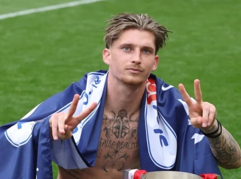 Pemain Premier League Cirkin berencana mewakili tim nasional Latvia