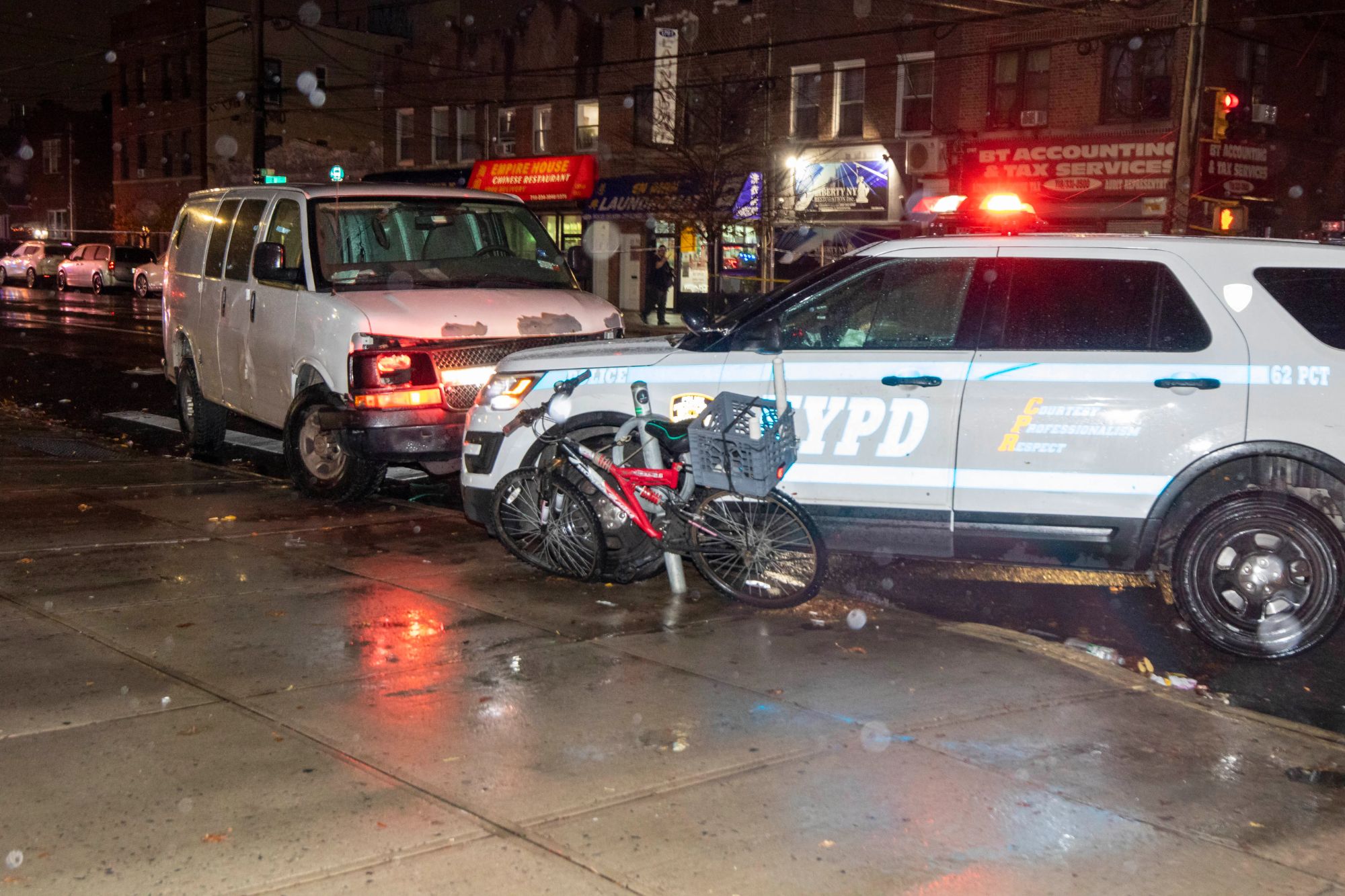 11-year-old girl hit by NYPD vehicle responding to 911 call in Brooklyn