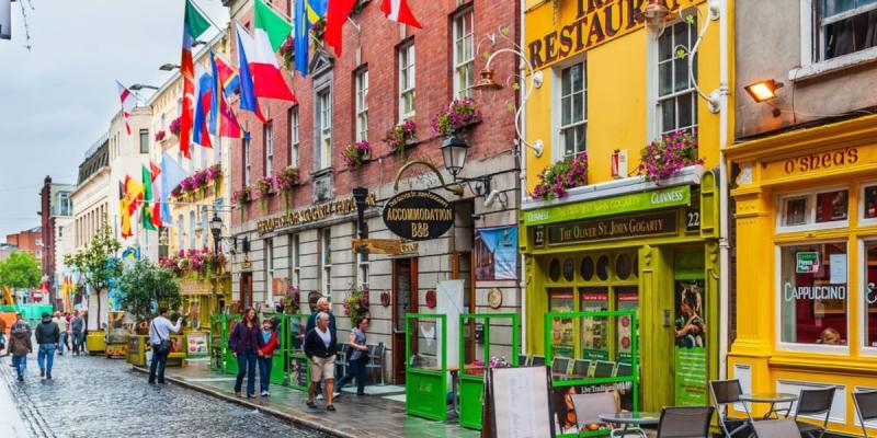 Ein Zimmer kostet mehrere tausend Euro - Wohnungskrise außer Kontrolle ...