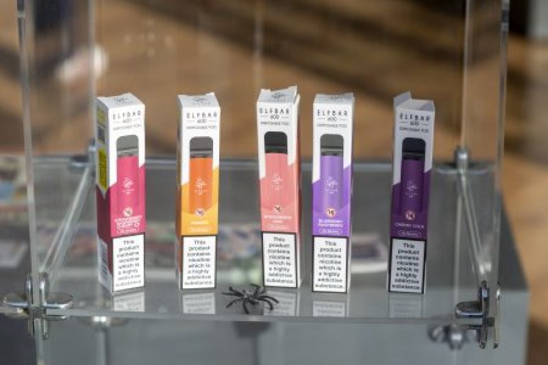 Spain holds firm on flavoured vape ban