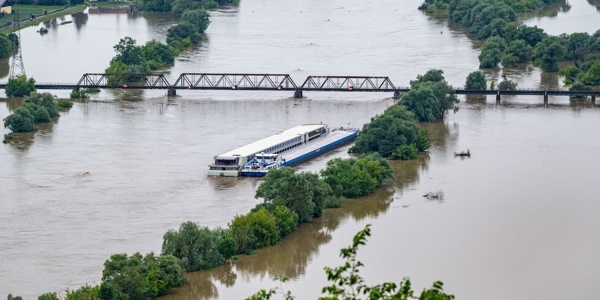 Checkliste Nach Dem Unwetter - Welche Versicherung Bei Hochwasser Und ...